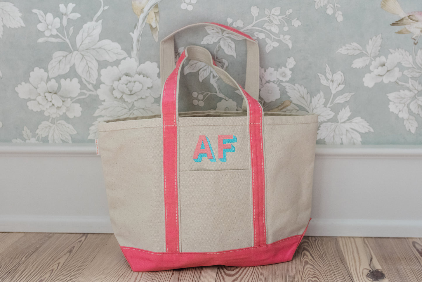 Classic Tote - Medium