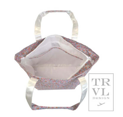 TRVL Jumbo Tote